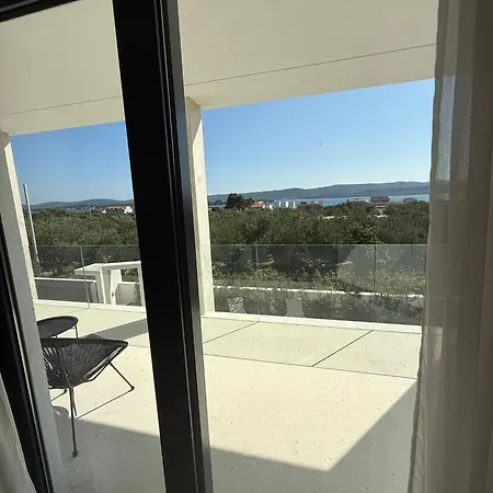 Vila New 2025 Nikante With Heated Pool