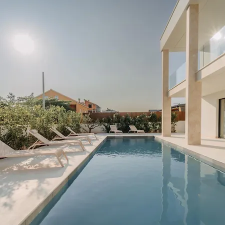 New 2025 Nikante * Turanj